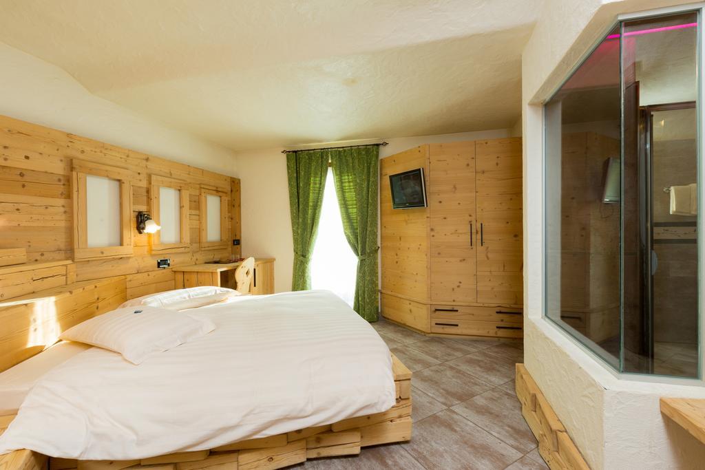 Hotel Pontiglia ليفينو المظهر الخارجي الصورة